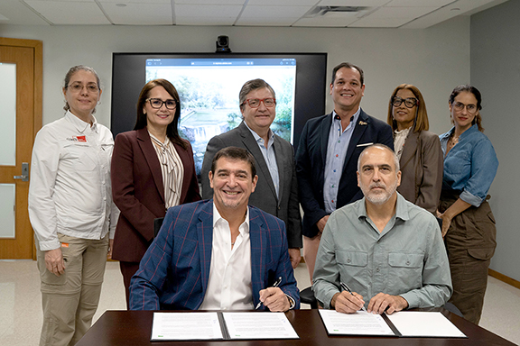 firma acuerdo grupo de asociados