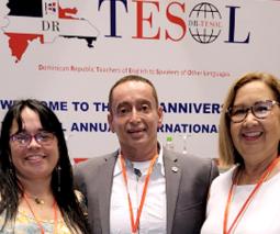 tres participantes del Congreso Internacional de DRTESOL